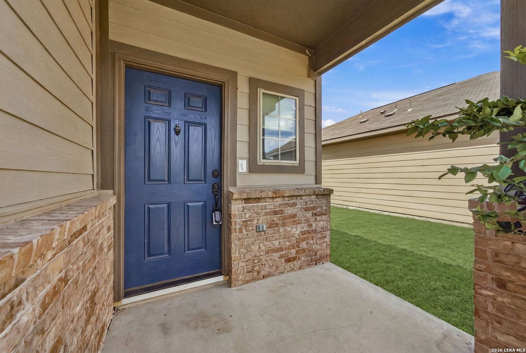 Photo of 174 Buttercup Bnd, New Braunfels, TX 78130 (MLS # 2019137)