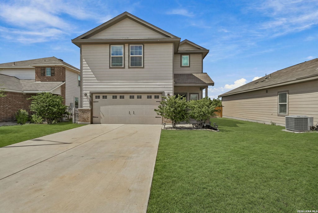 Photo of 174 Buttercup Bnd, New Braunfels, TX 78130 (MLS # 2019137)