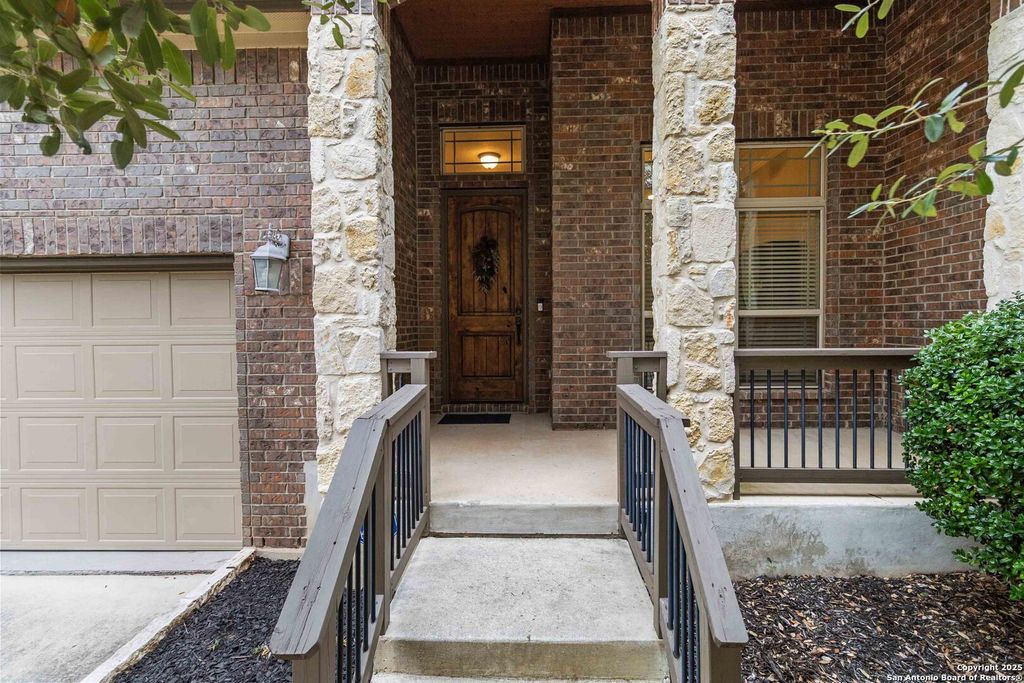 Photo of 8219 Mystic Chase, Boerne, TX 78015 (MLS # 1924239)