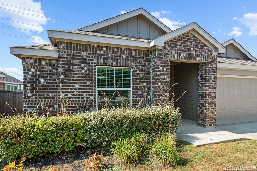 Photo of 15214 Counterpoint, San Antonio, TX 78245 (MLS # 1957468)