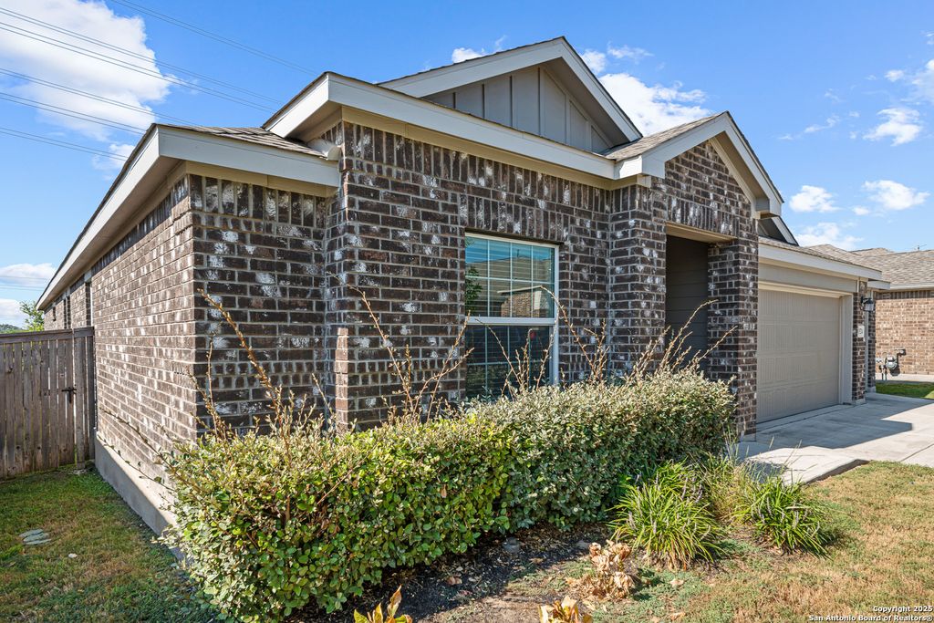 Photo of 15214 Counterpoint, San Antonio, TX 78245 (MLS # 1957468)