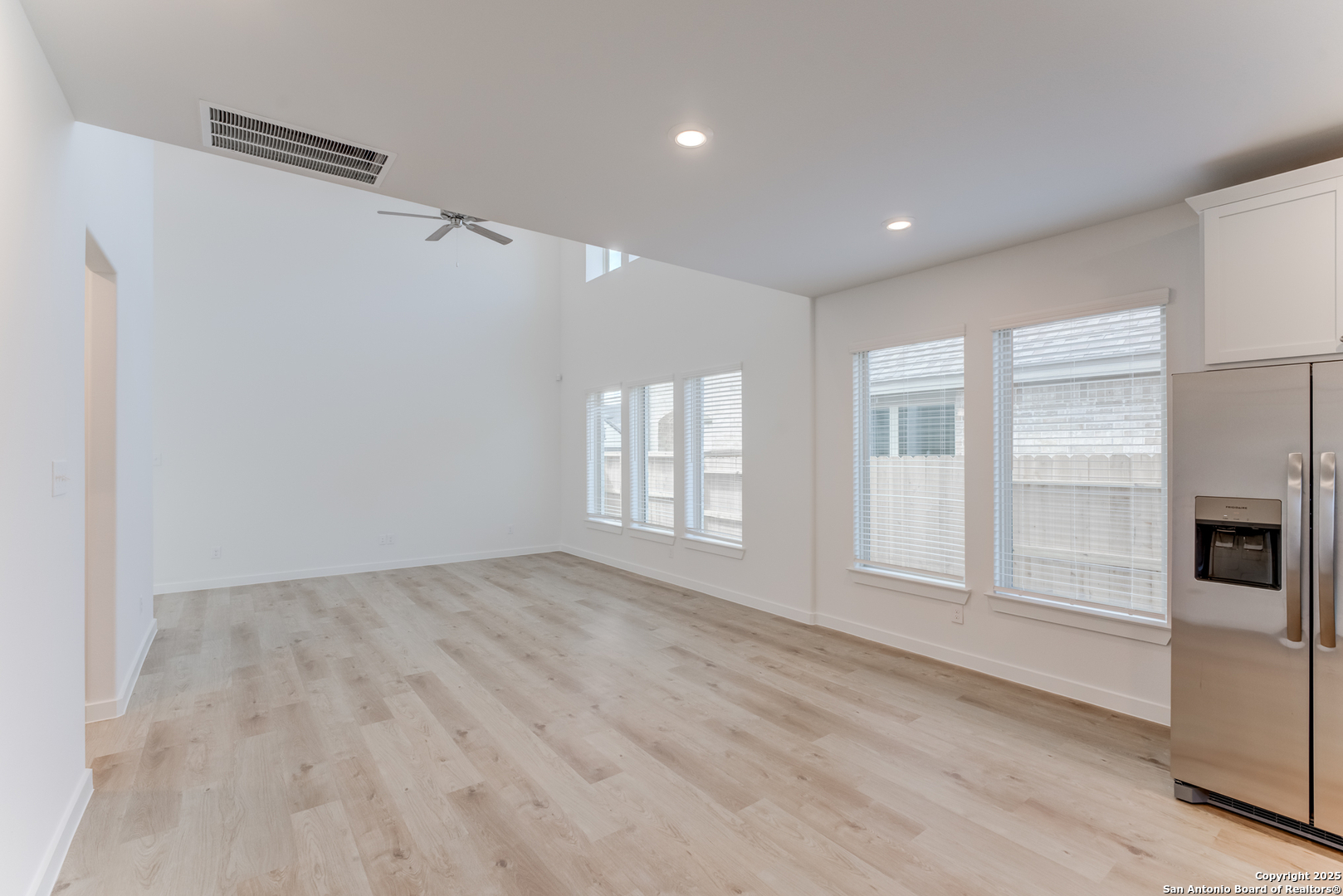 1551 Estelea Grove
