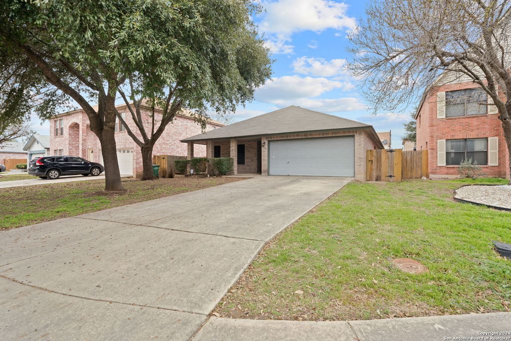 Photo of 6315 REGENCY CREST, San Antonio, TX 78249 (MLS # 1952663)