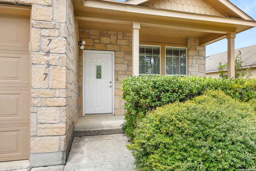 Photo of 7437 PARAISO PT, Boerne, TX 78015 (MLS # 1956655)