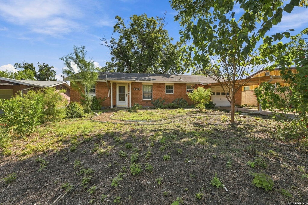 Photo of 166 Fennel Dr, San Antonio, TX 78213 (MLS # 2023734)
