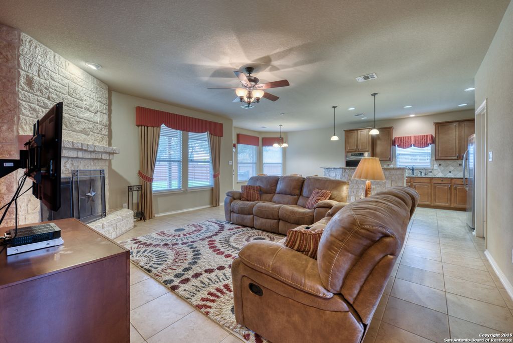 Photo of 909 Armour, Cibolo, TX 78108 (MLS # 1927157)