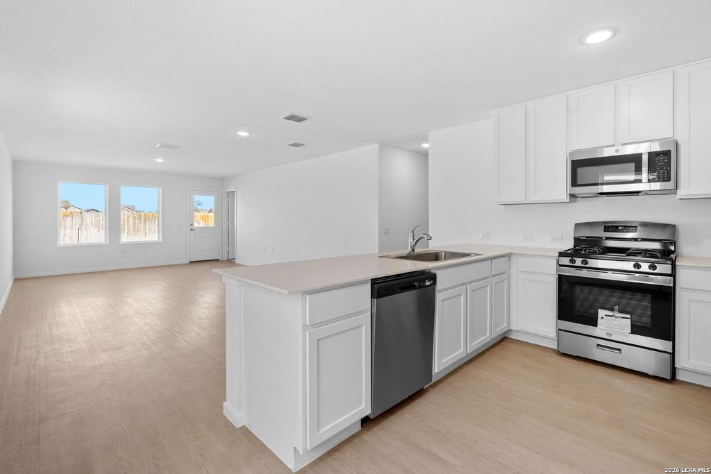 Photo of 1427 Neria Loop, San Antonio, TX 78224 (MLS # 1944486)