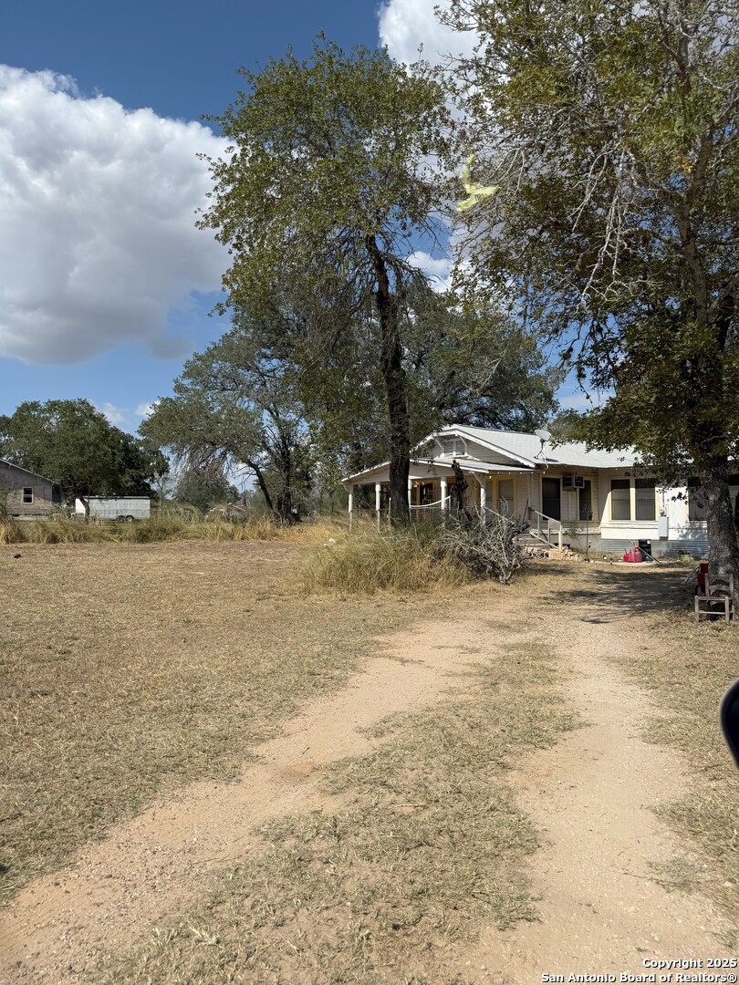 2067 Palo Alto Dr, Von Ormy, TX, 78073