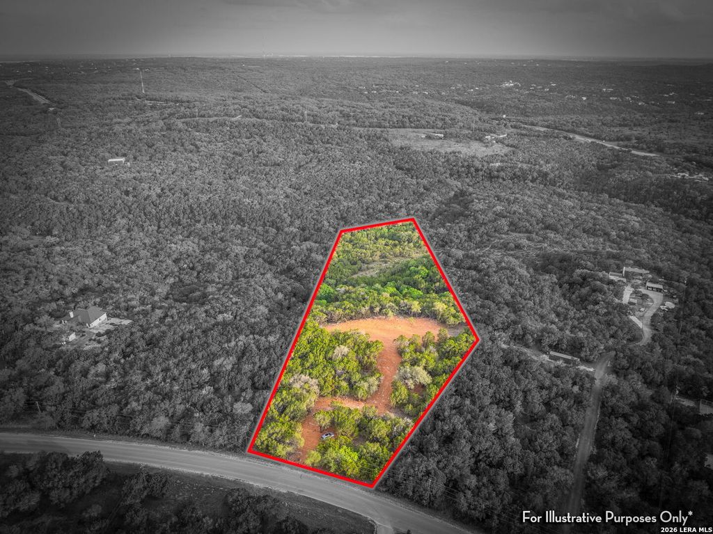 Photo of 535 EDEN RANCH DR, Canyon Lake, TX 78133 (MLS # 1959063)