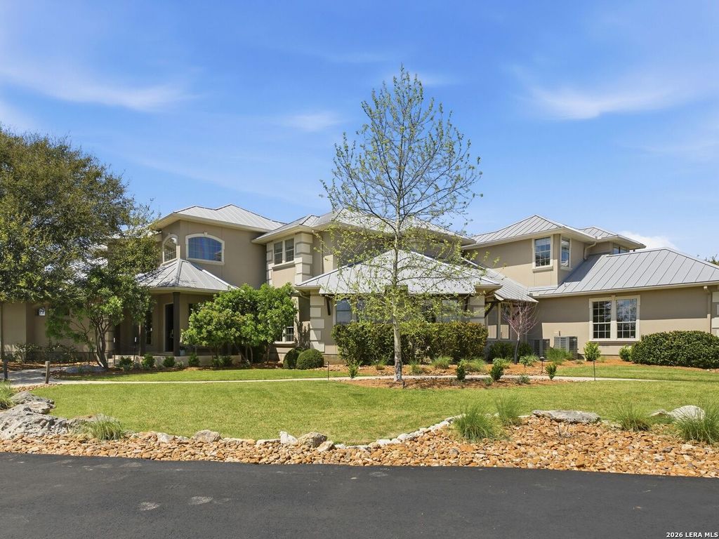 Photo of 102 Santa Fe Trl, Boerne, TX 78006 (MLS # 1954053)