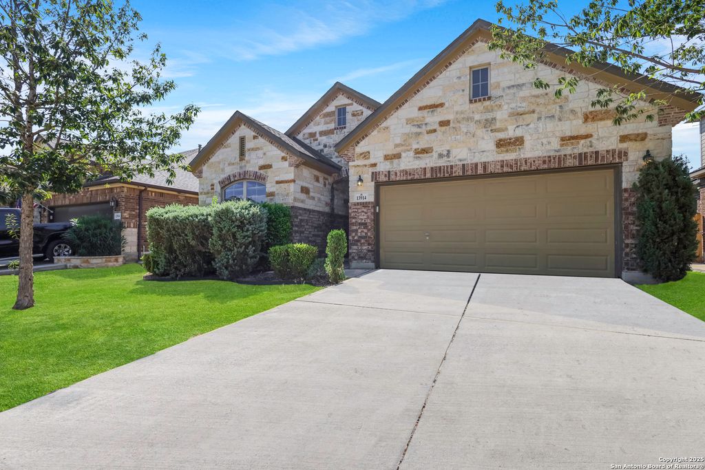 Photo of 13914 Cohan Way, San Antonio, TX 78253 (MLS # 1915772)