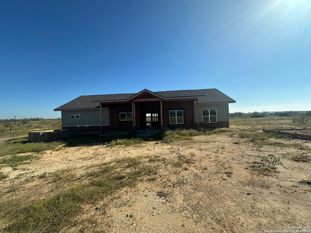 Photo of 241 County Road 154, Pleasanton, TX 78064 (MLS # 1863538)