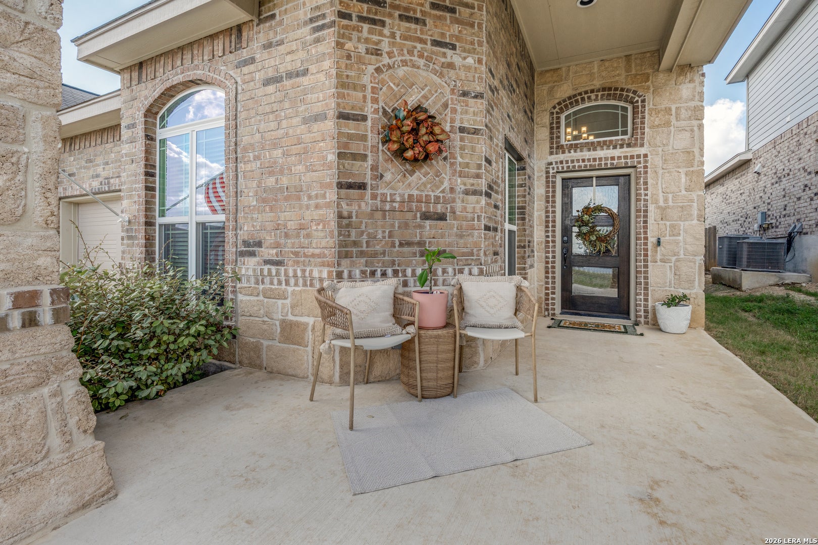 15231 Comanche Hills