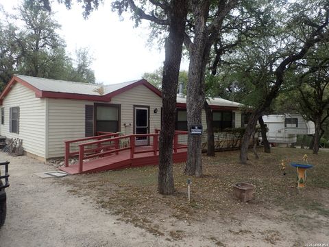 Property photo of 128 Dorothy, Lakehills, TX 78063