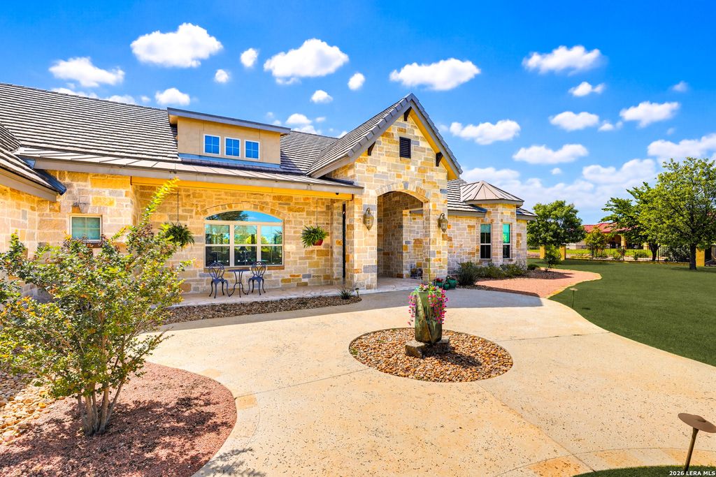 Photo of 3704 Club View, Kerrville, TX 78028 (MLS # 1971625)