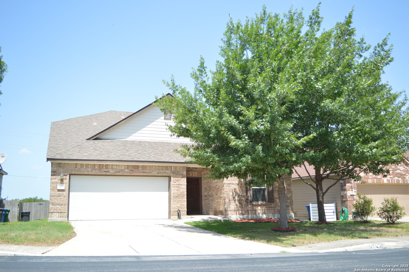 7431 MAGNOLIA BLF