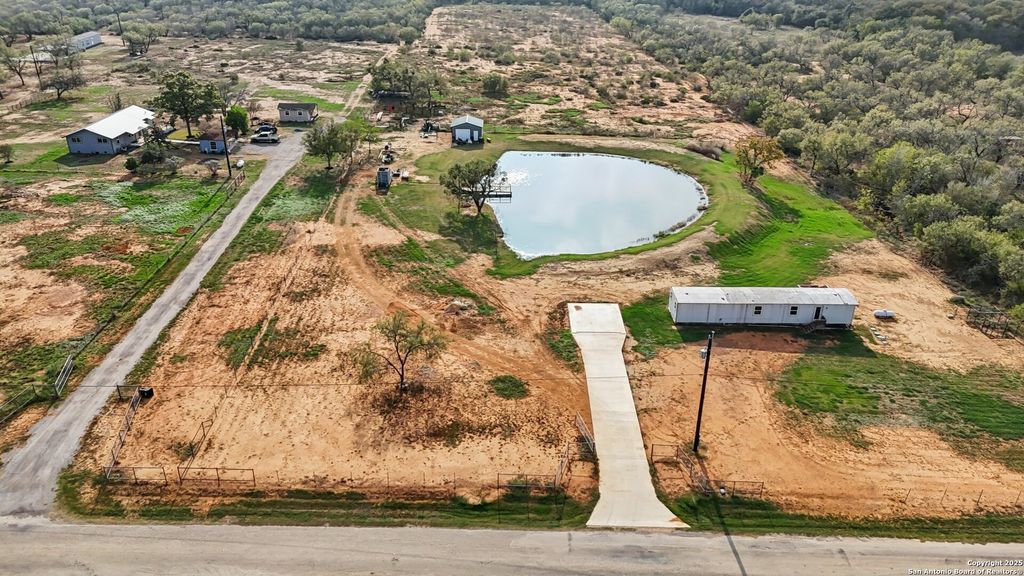 Photo of 5080 Odaniel, Seguin, TX 78155 (MLS # 1925485)