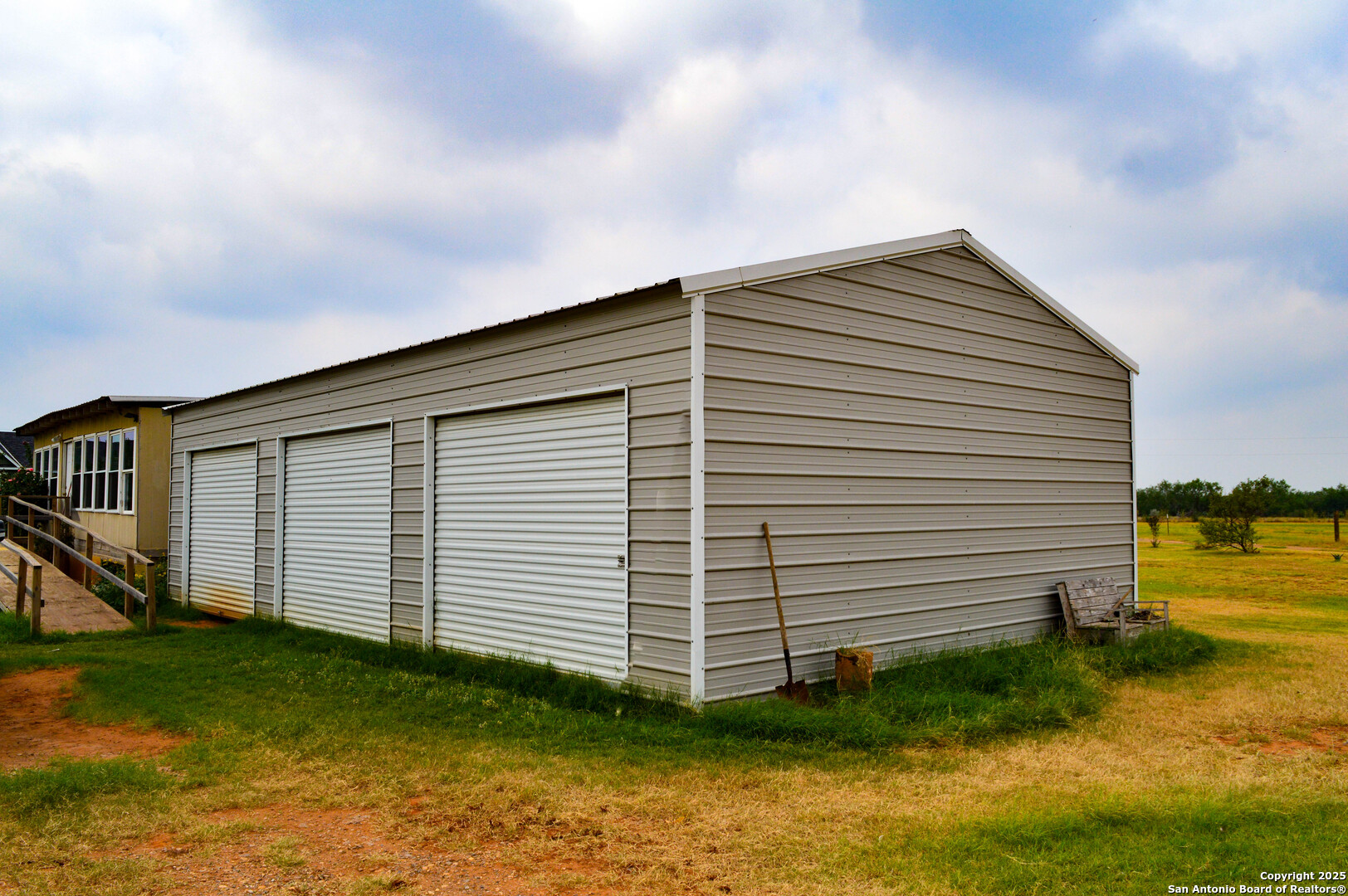 1303 Vergara Rd