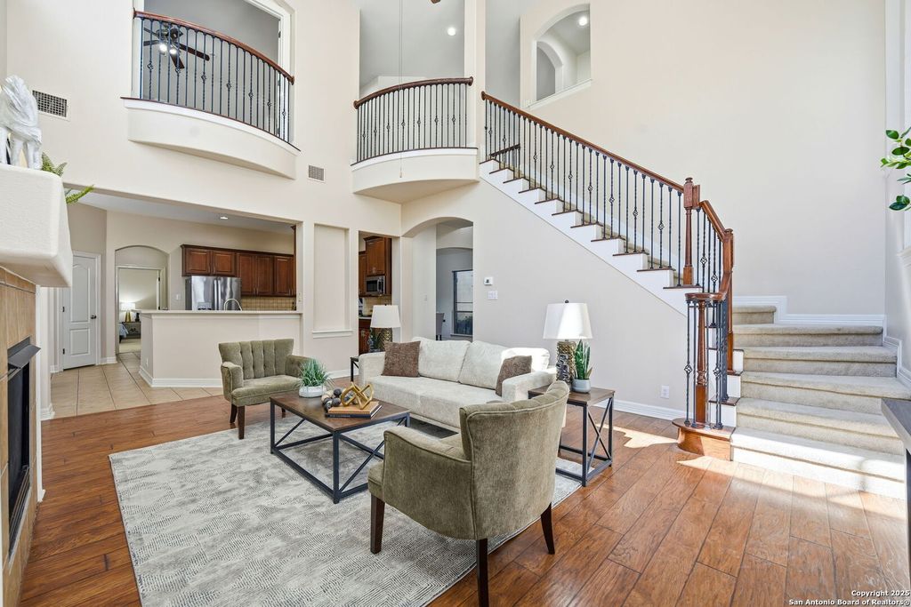 Photo of 410 Heather Ridge, San Antonio, TX 78260 (MLS # 1920894)