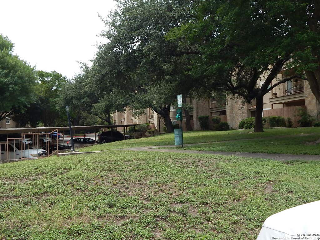Photo of 4119 Medical 304F #304F, San Antonio, TX 78229 (MLS # 1875736)