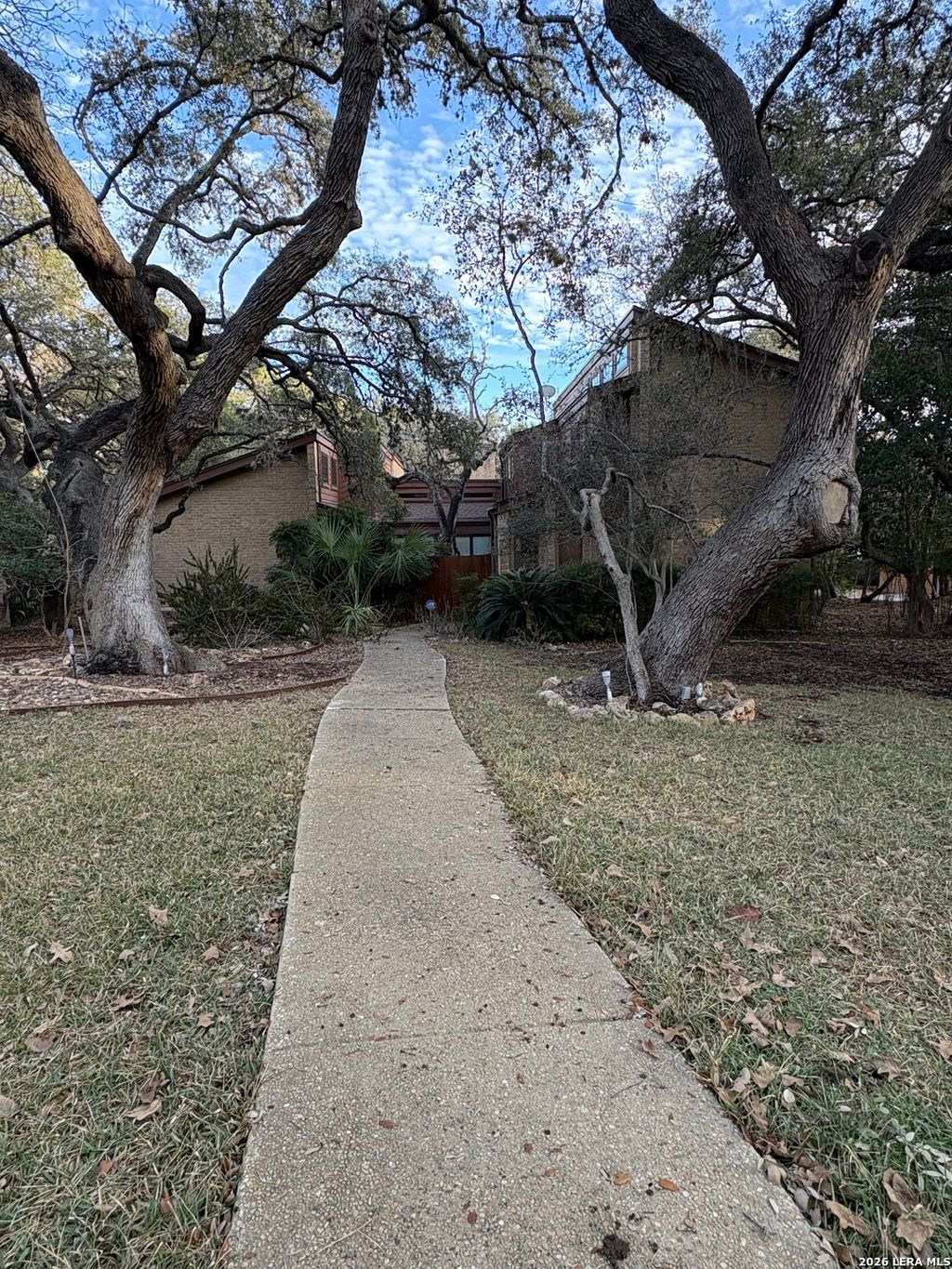 Photo of 122 Painted Post, Shavano Park, TX 78231 (MLS # 1937316)