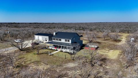 A home in Jourdanton