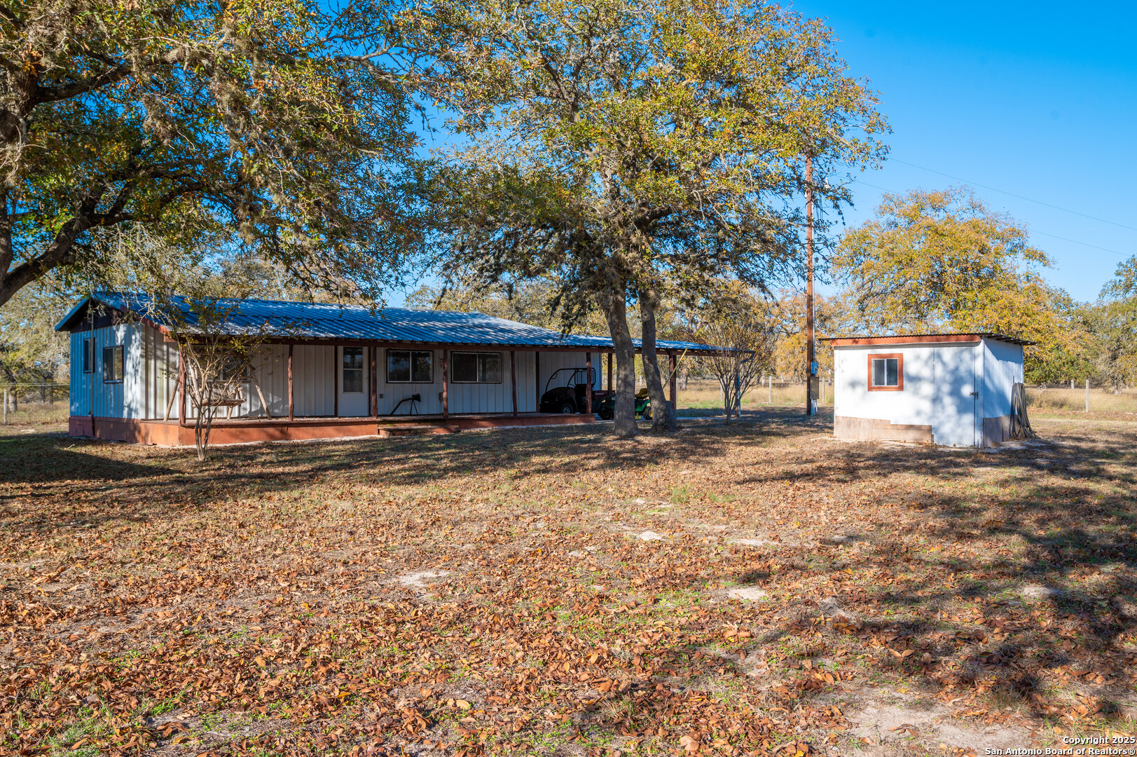 847 LITTLEHORN LN