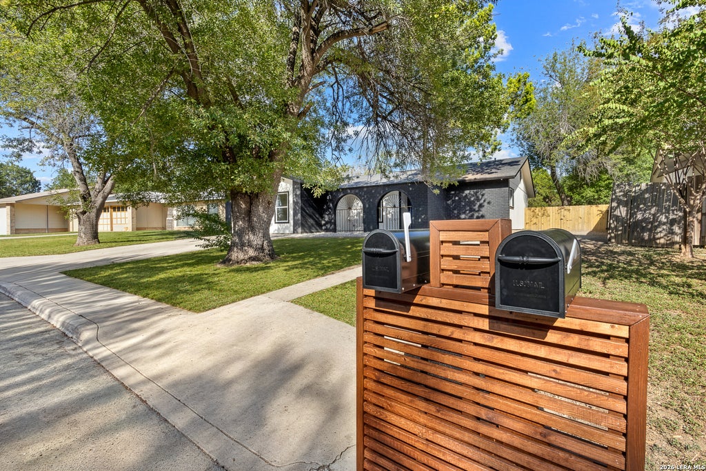 Photo of 1058 BRIDLE FRST, San Antonio, TX 78245 (MLS # 2010402)