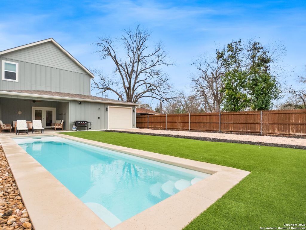 Photo of 603 Graham, Boerne, TX 78006 (MLS # 1932063)