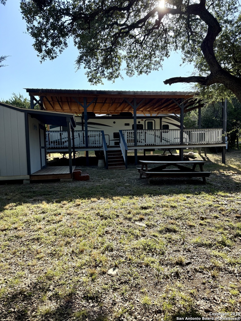 1007 Live Oak