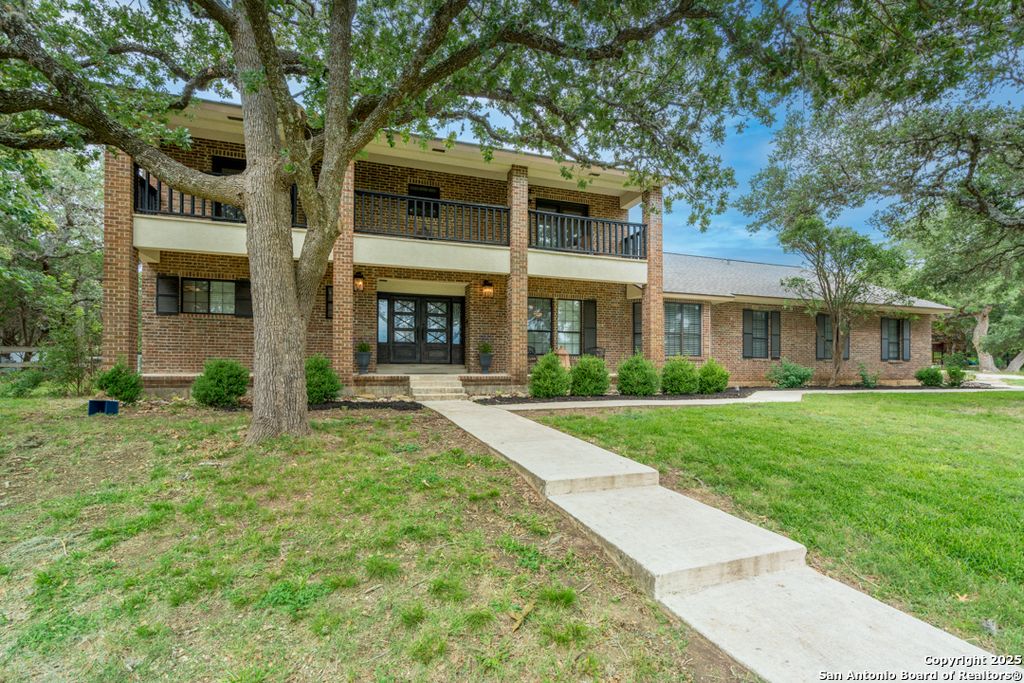 Photo of 27301 Autumn Glen, Boerne, TX 78006 (MLS # 1959522)