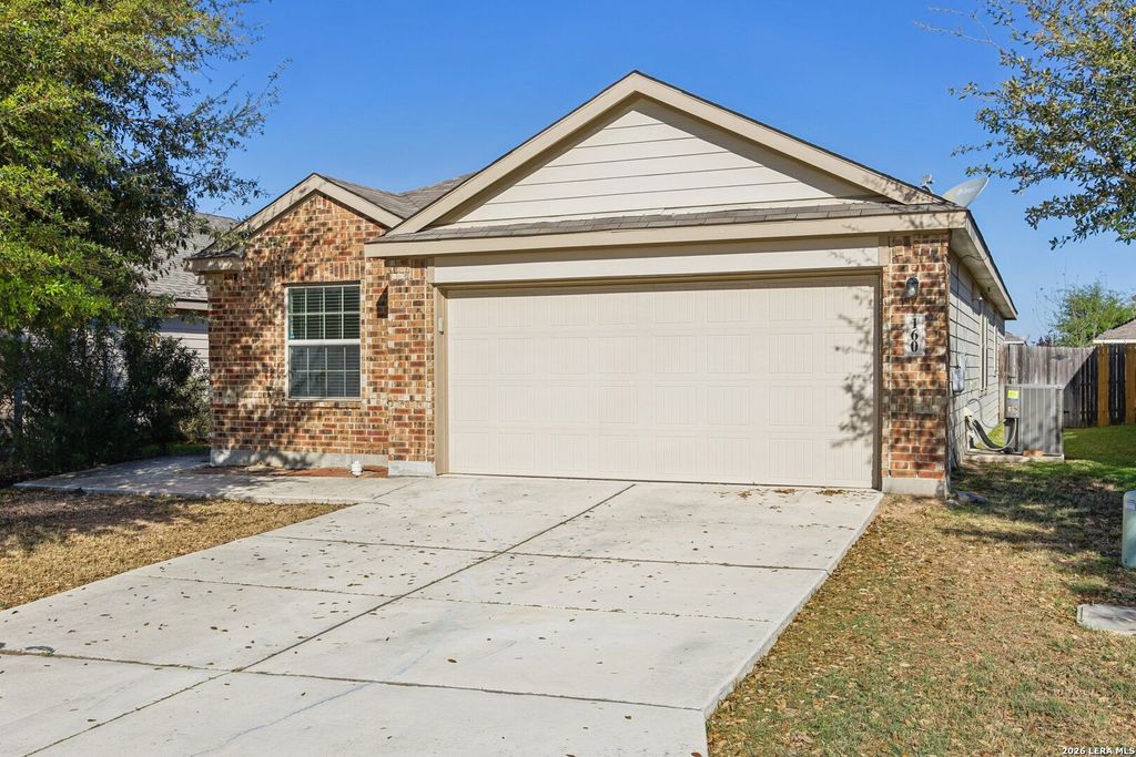 Photo of 160 Field Rdg, New Braunfels, TX 78130 (MLS # 1951495)