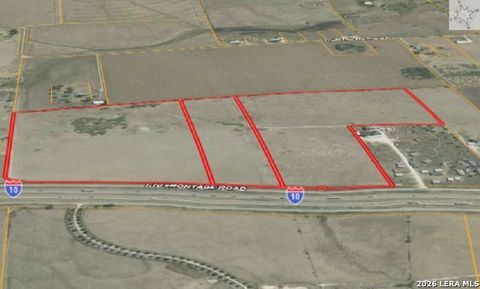 70 +/- ACRES IH 10 Seguin TX 78155