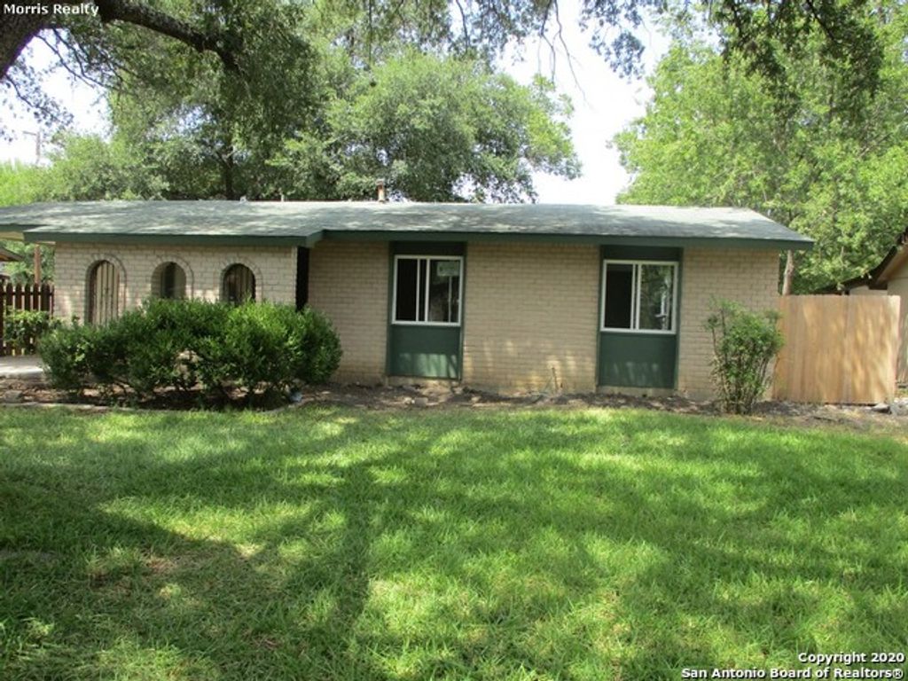 Photo of 4127 Hunters Gln, San Antonio, TX 78218 (MLS # 1929987)