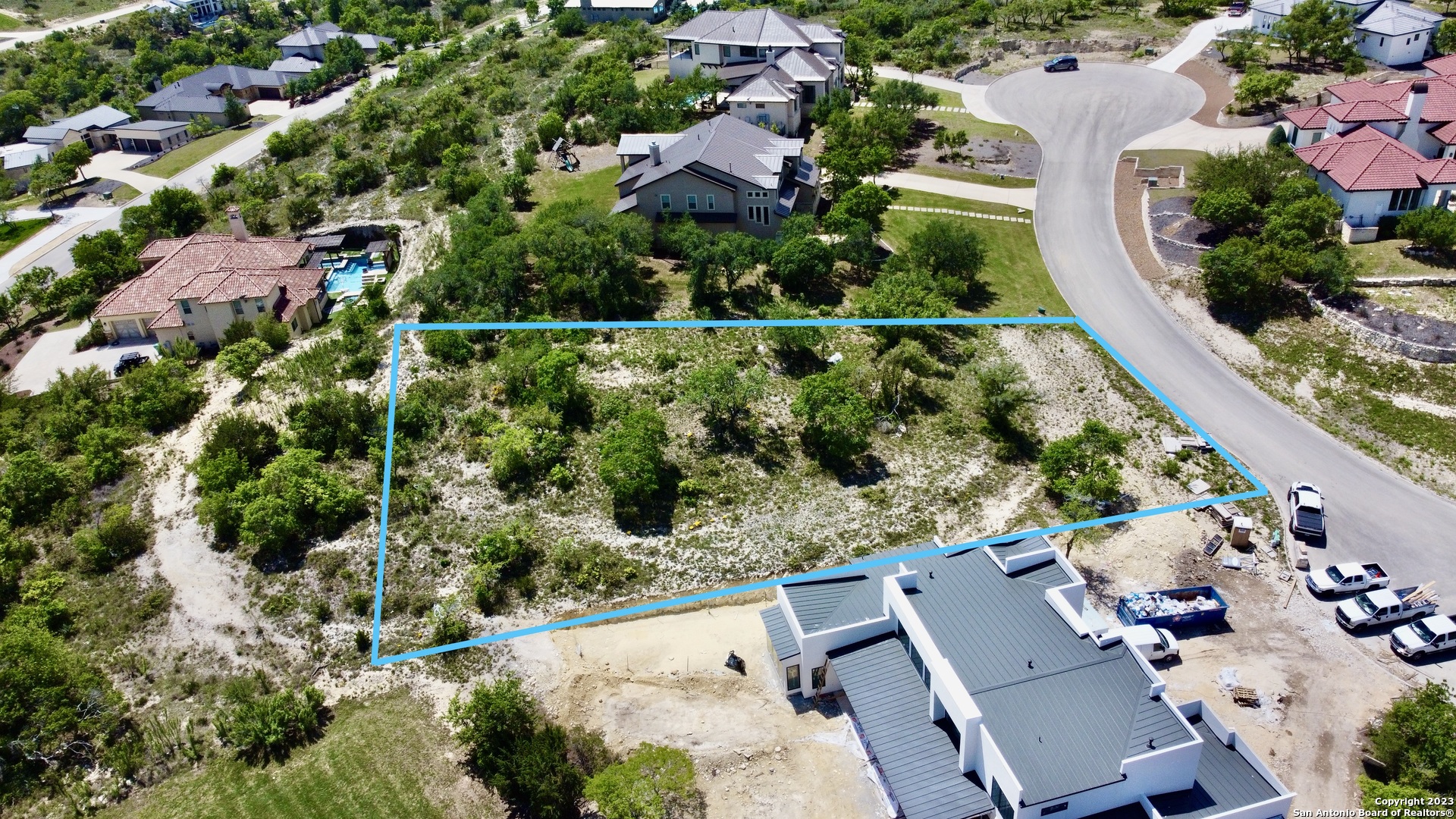 23519 Avila Ridge