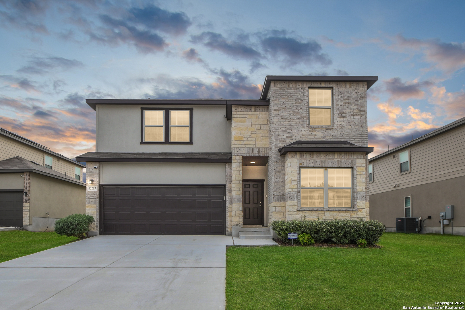 15207 Comanche Gard