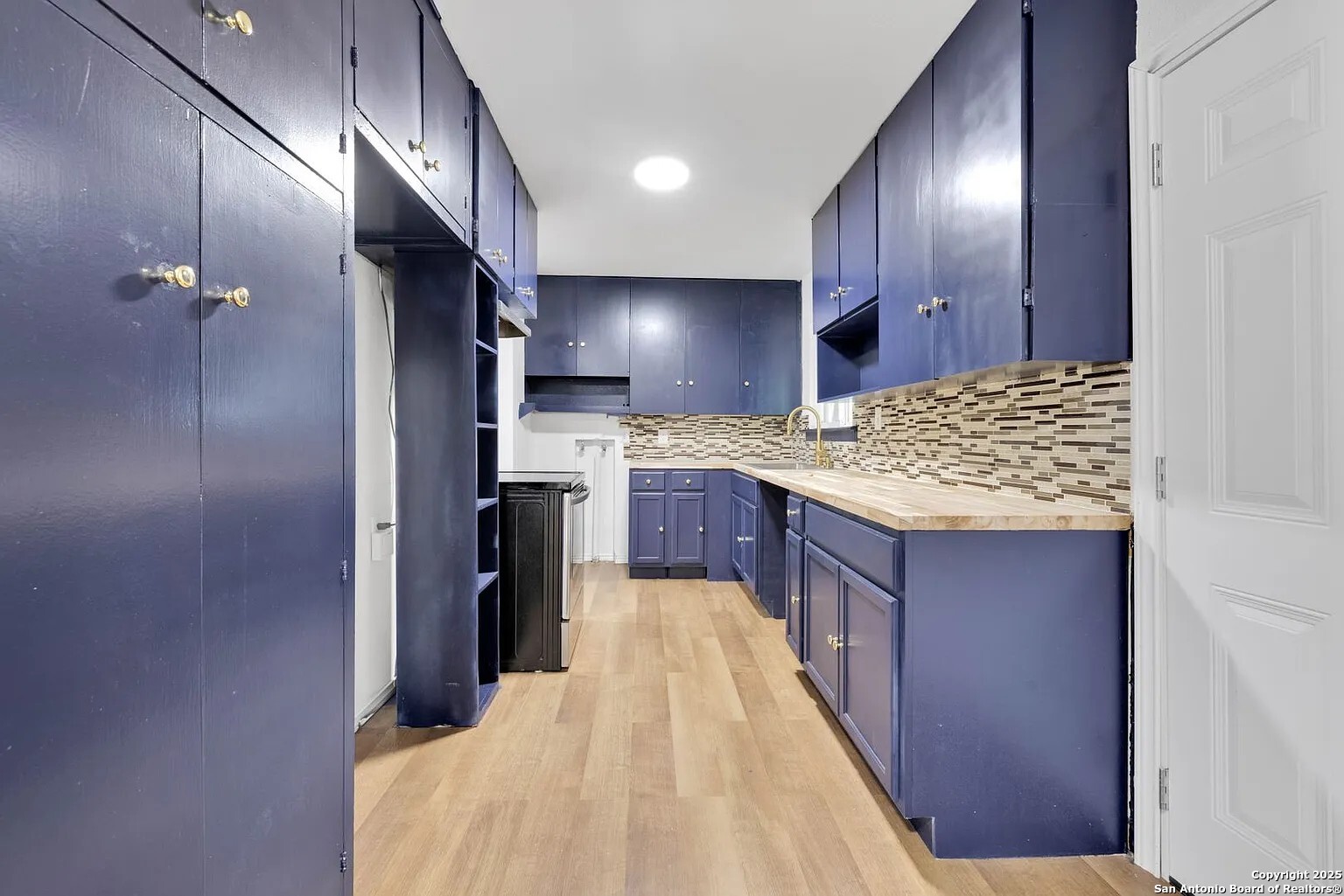 162 Birchwood Dr