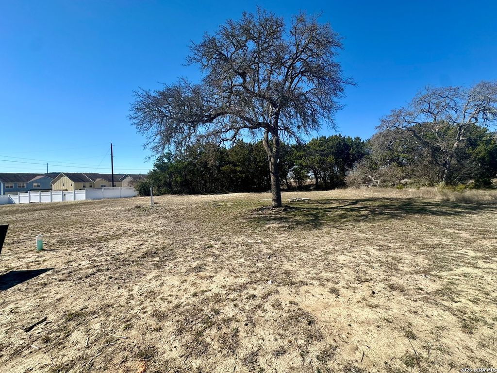 Photo of 704 N Sendero Ridge Dr., Kerrville, TX 78028 (MLS # 1937085)