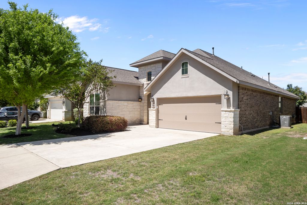 Photo of 9011 Whimsey, Boerne, TX 78015 (MLS # 1956574)