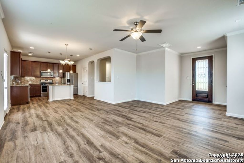 Photo of 6610 WILLOW FARM, San Antonio, TX 78249 (MLS # 1938512)