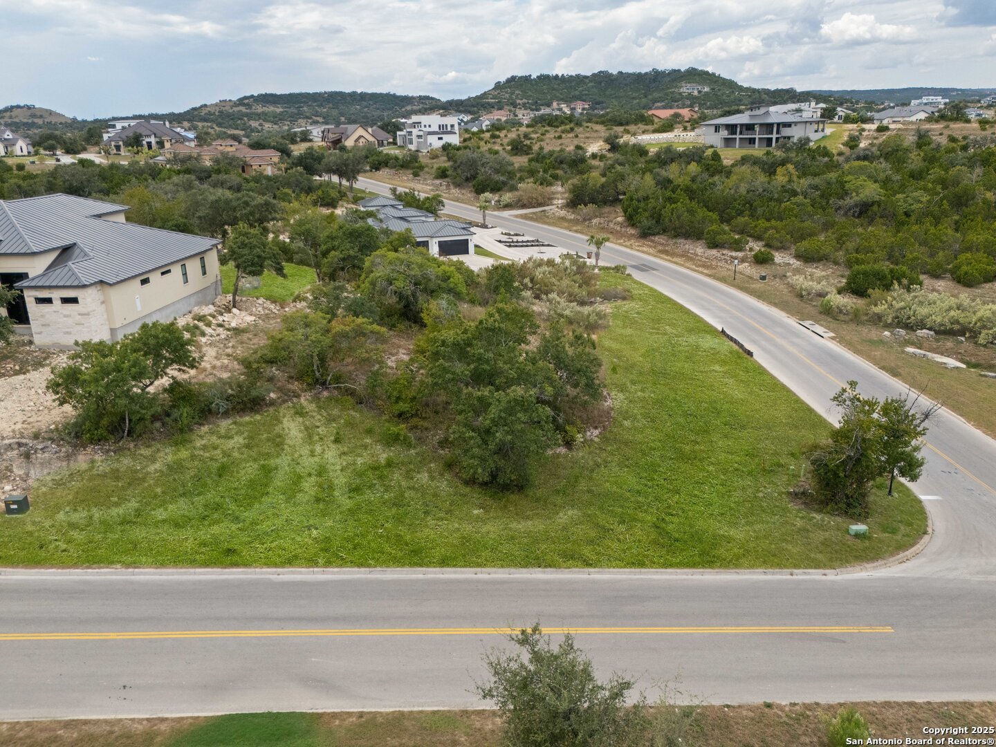 23315 Edens Canyon