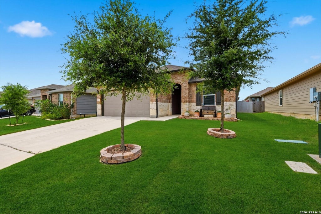 Photo of 832 Cinnamon Teal, Seguin, TX 78155 (MLS # 1970450)