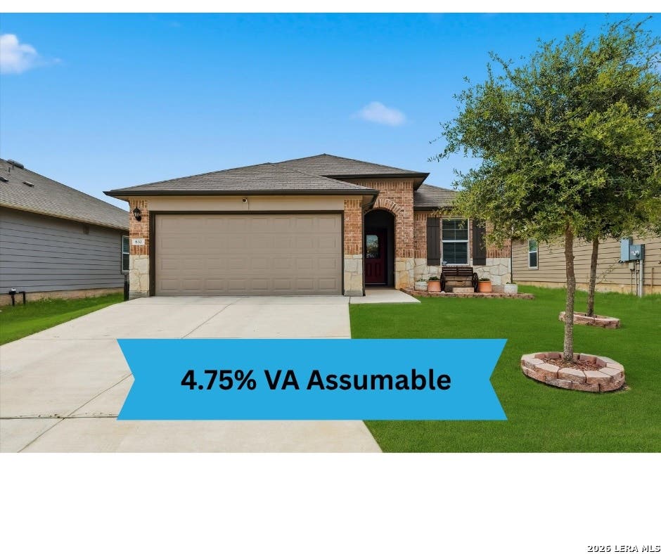 Photo of 832 Cinnamon Teal, Seguin, TX 78155 (MLS # 1970450)