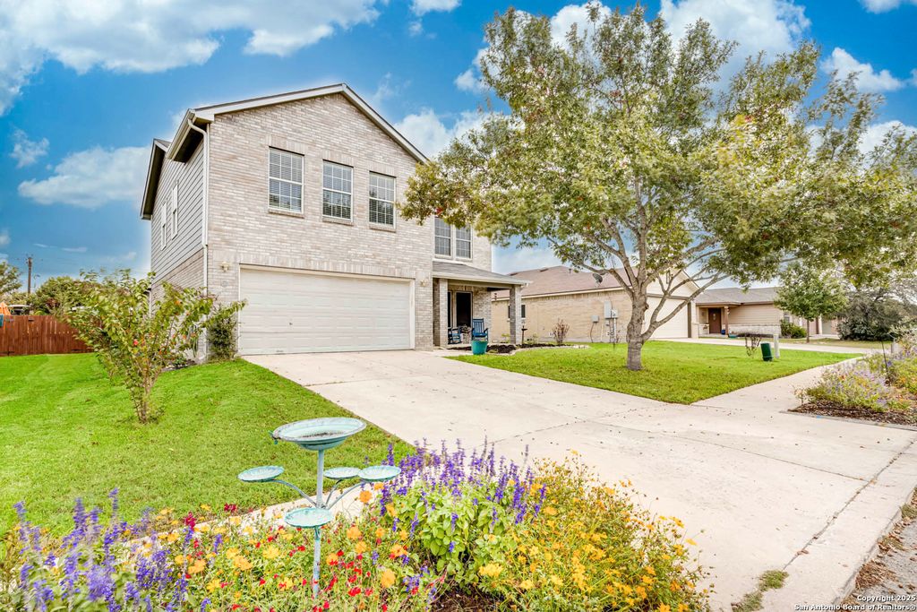 Photo of 128 Stream Crossing, Cibolo, TX 78108 (MLS # 1926636)
