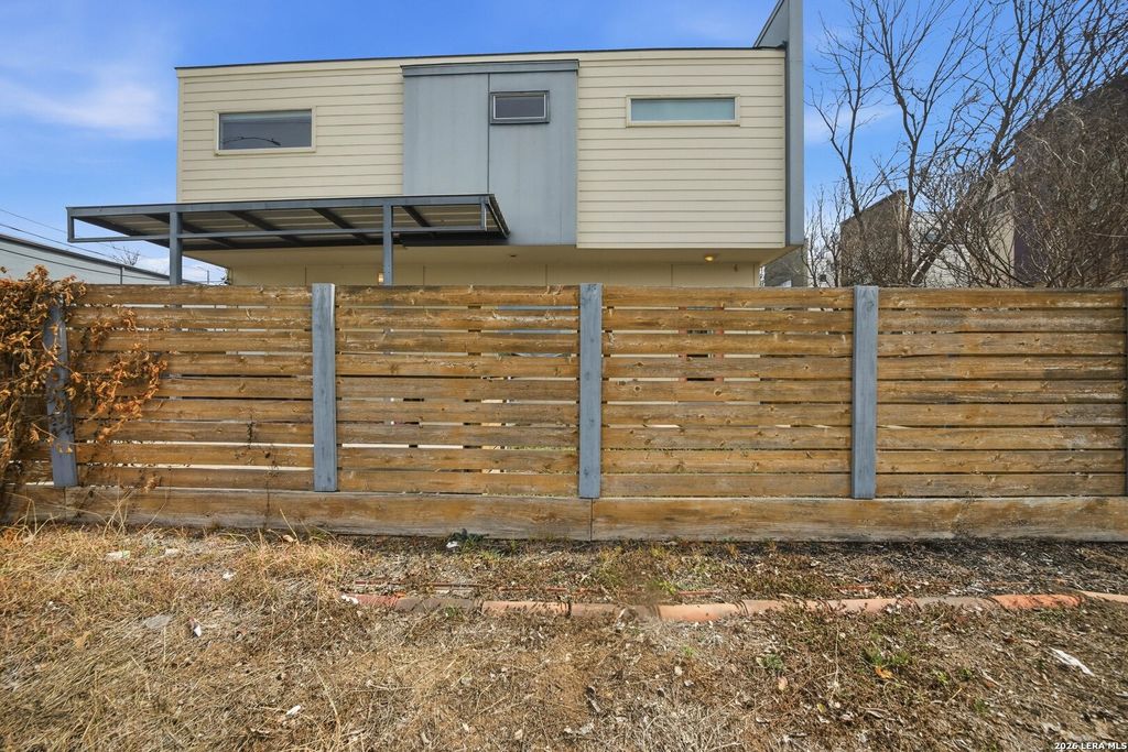 Photo of 716 N Cherry, San Antonio, TX 78202 (MLS # 1944424)