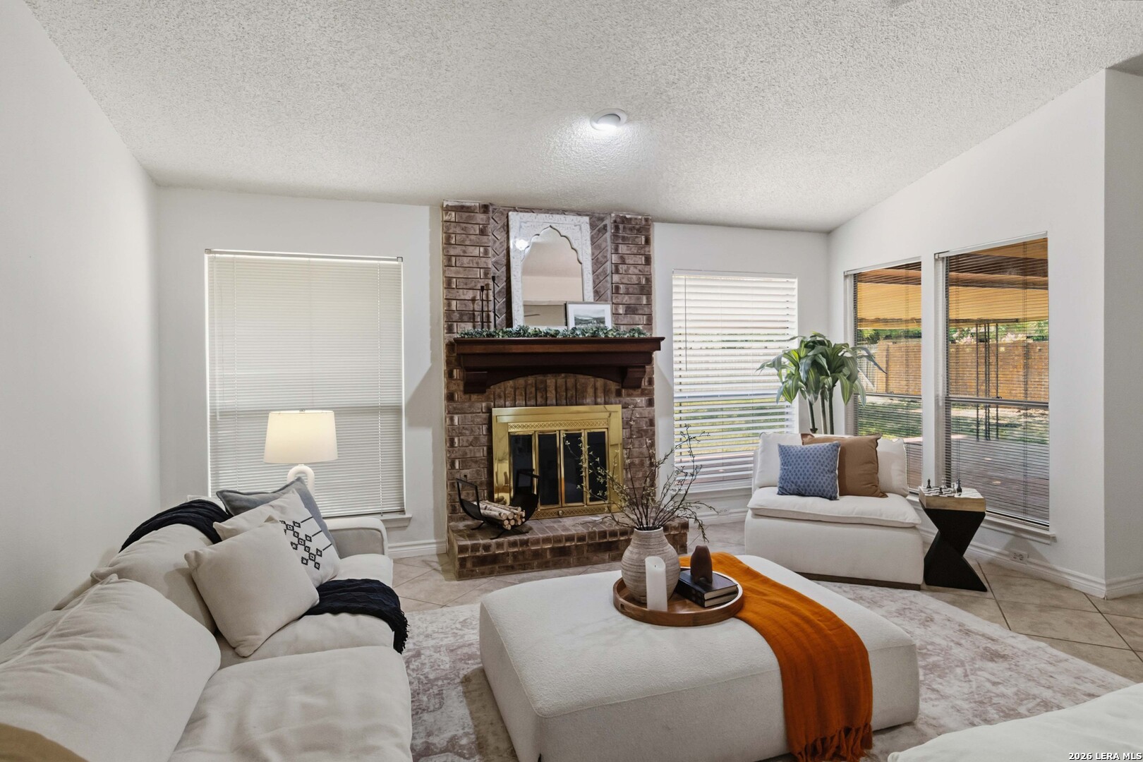 7729 Benbrook - Photo 4