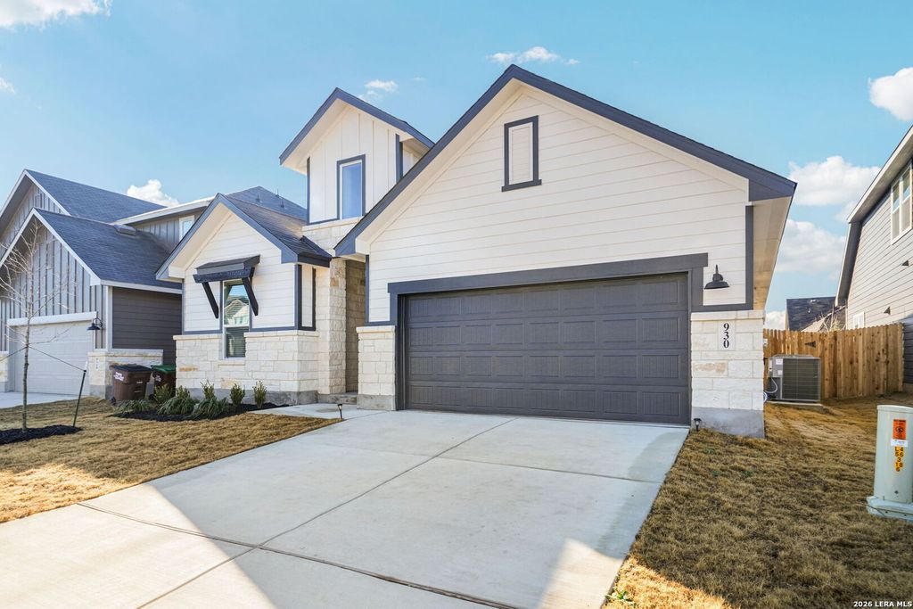 Photo of 930 Earp Blvd, San Antonio, TX 78260 (MLS # 1911404)