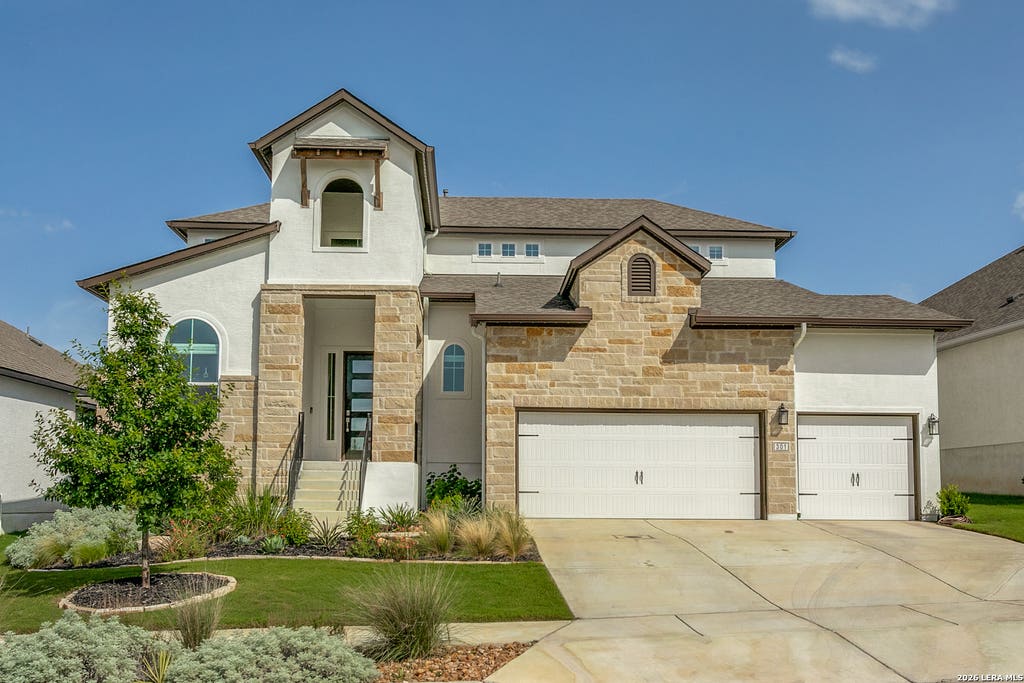 Photo of 301 Vamanos, Boerne, TX 78006 (MLS # 1996066)