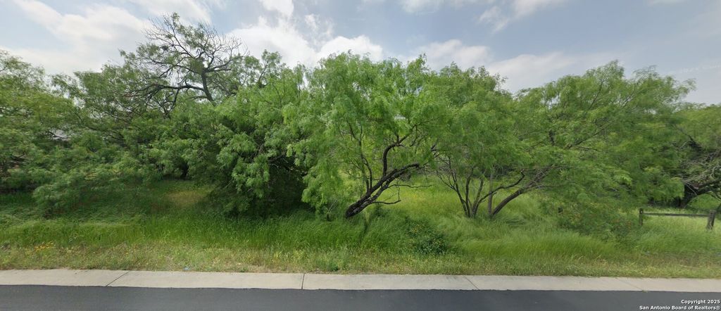 Photo of 1006 Hi Circle W, Horseshoe Bay, TX 78657 (MLS # 1916449)