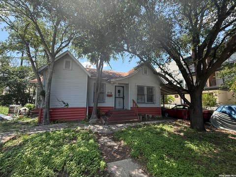 Property photo of 131 E Myrtle, San Antonio, TX 78212